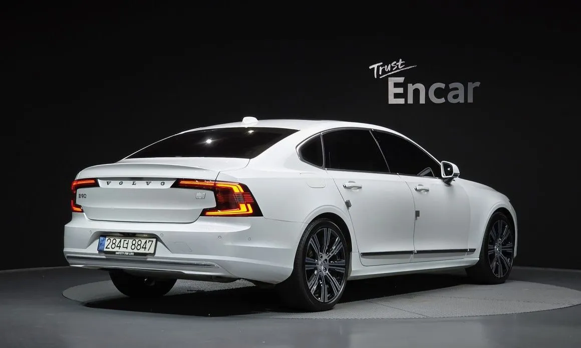 Volvo S90 — фото 4