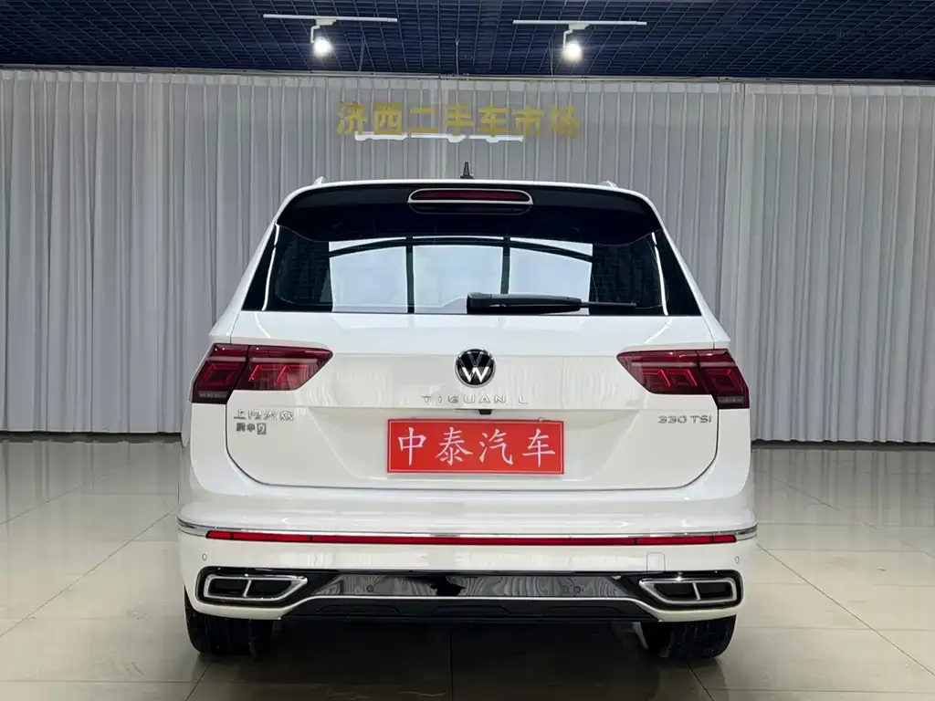 Volkswagen Tiguan L — фото 8