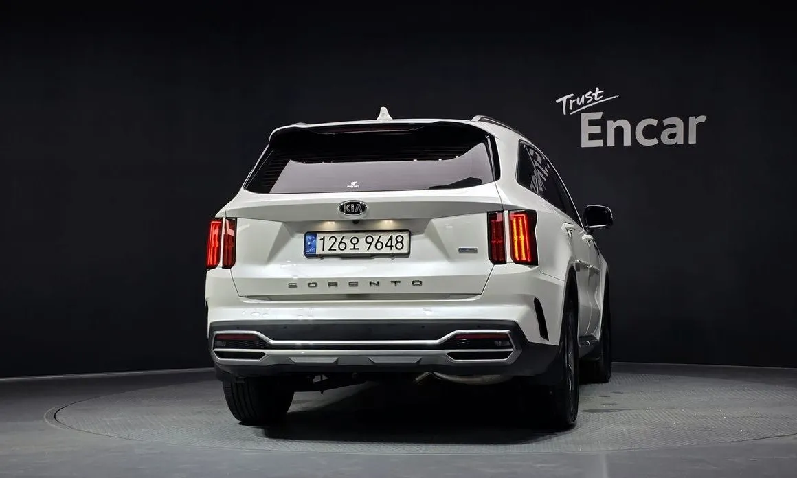 Kia Sorento — фото 4