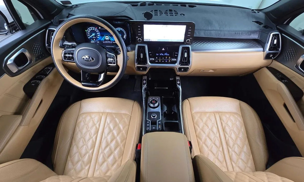 Kia Sorento — фото 9