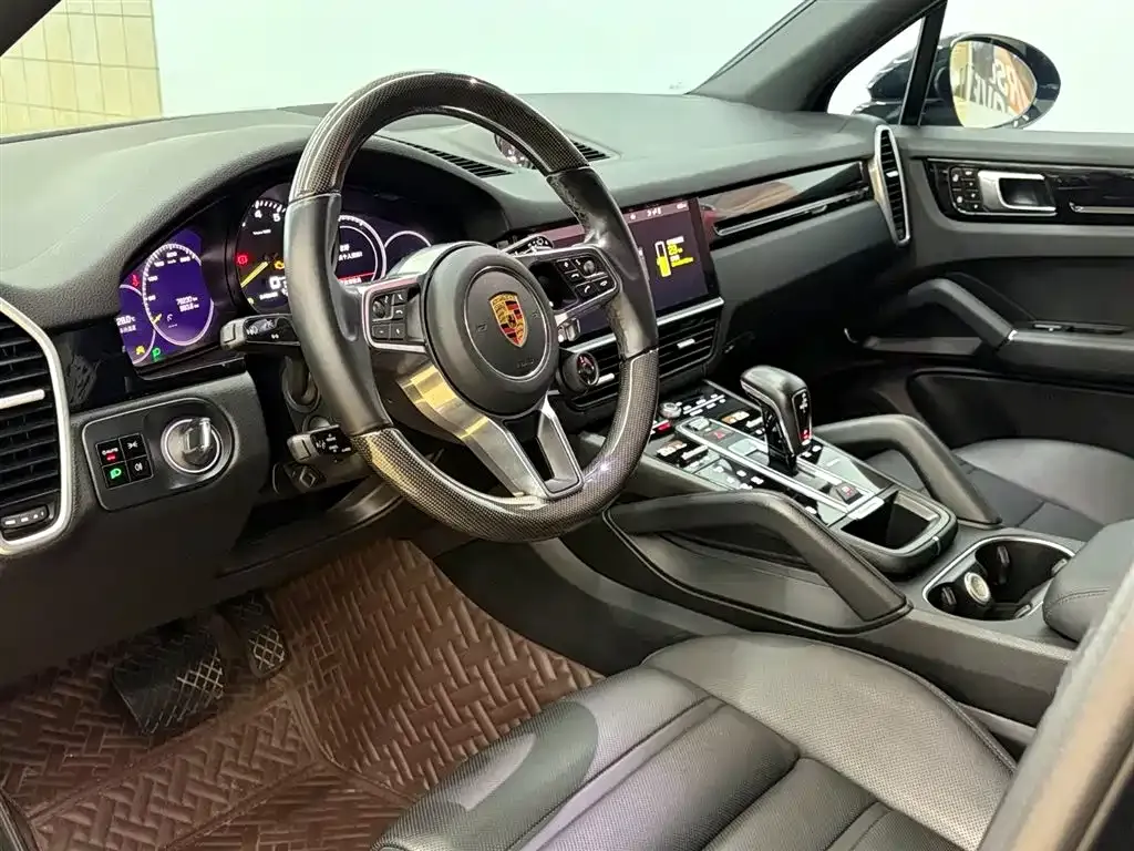 Porsche Cayenne Hybrid — фото 4