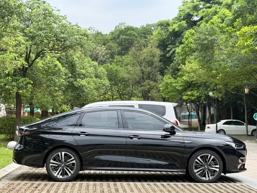 Chery Arrizo 8 PRO — фото 8