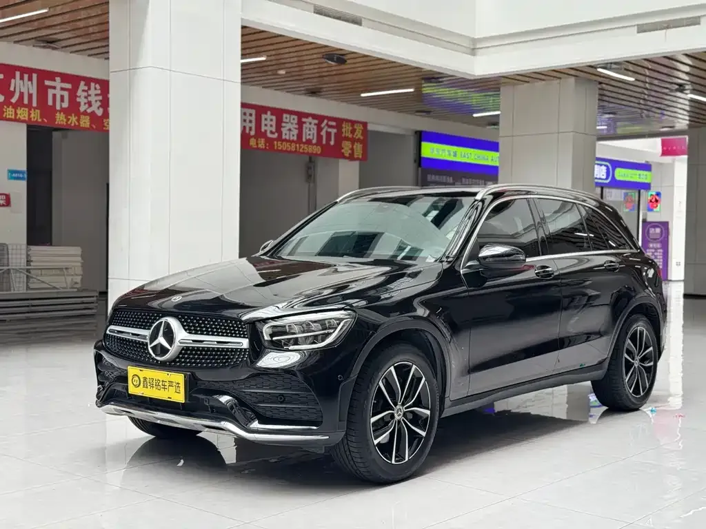 Mercedes-Benz GLC — фото 1