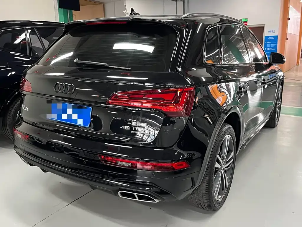 Audi Q5L 2024 из CN, фото 6