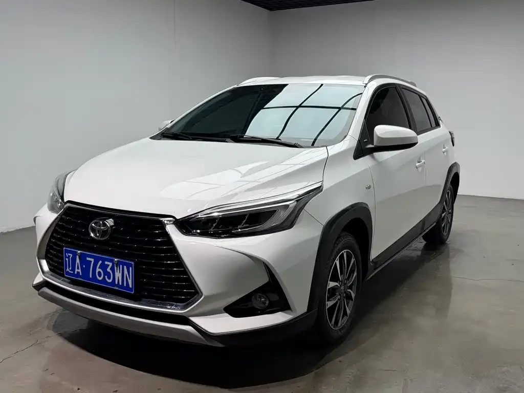Toyota Yaris L