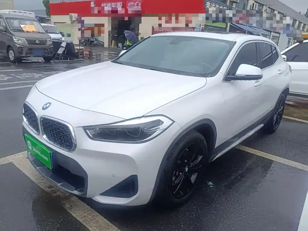 BMW X2 — фото 1