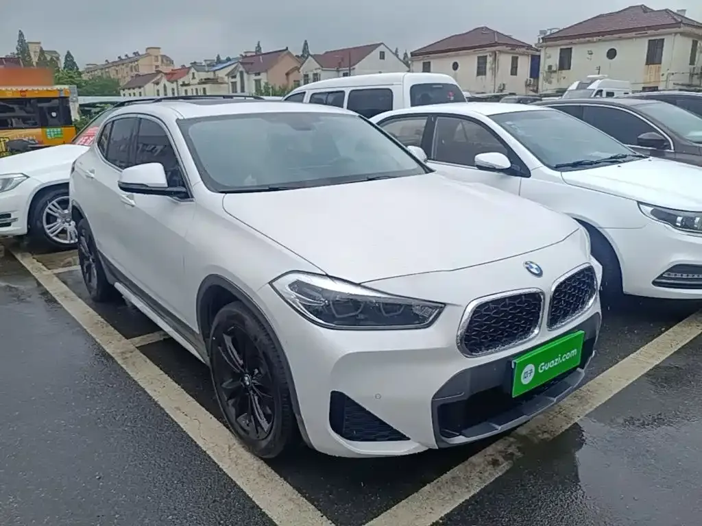 BMW X2 — фото 10