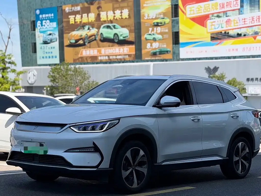 BYD PLUS New Energy — фото 1