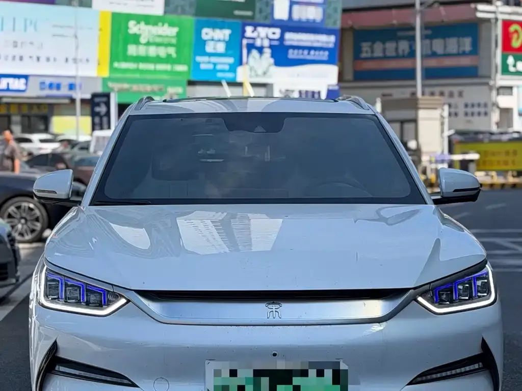 BYD PLUS New Energy — фото 10