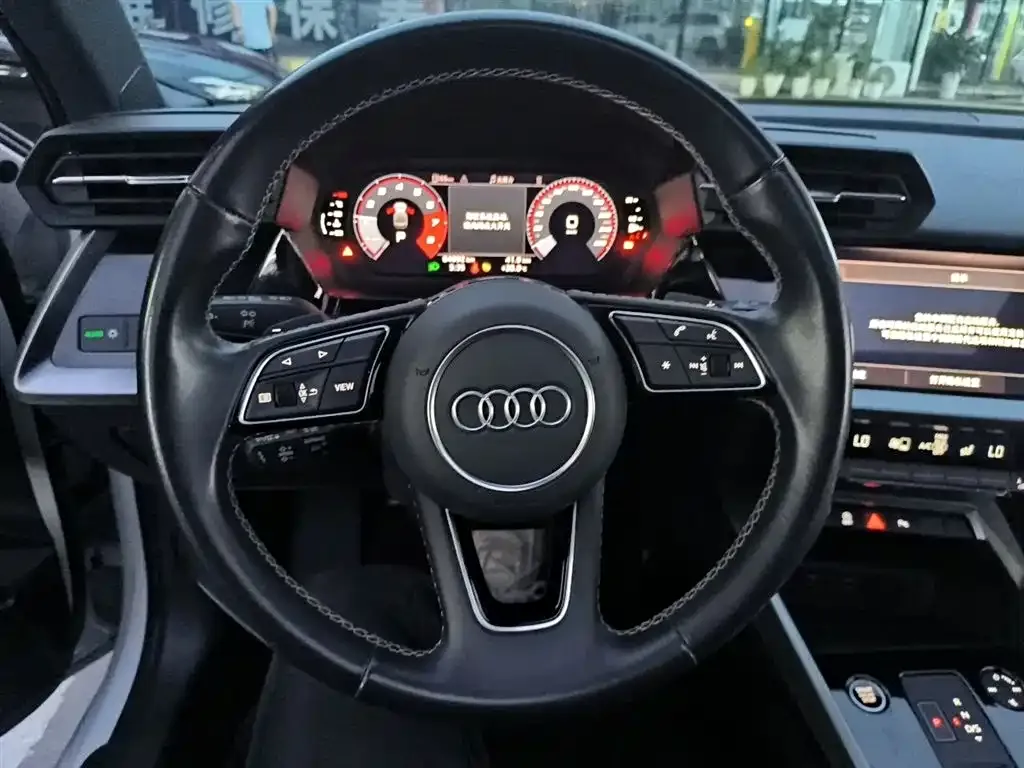Audi A3 — фото 7