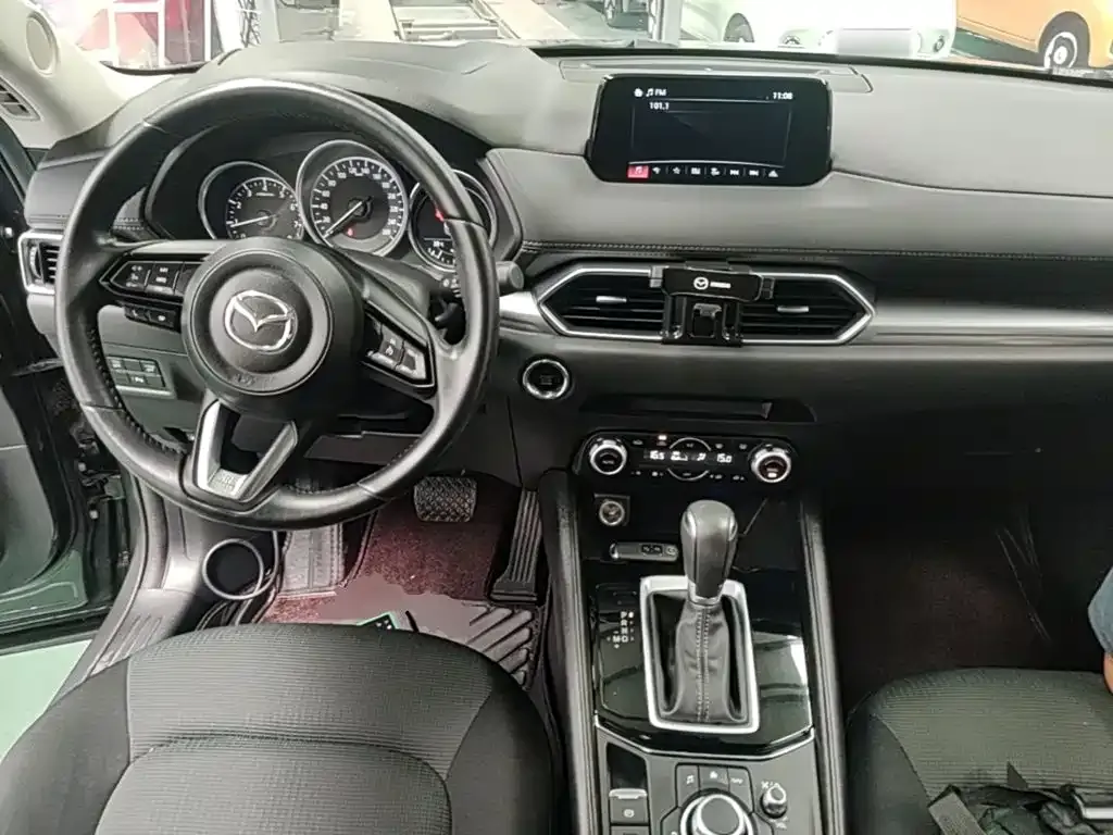 Mazda CX-5 — фото 10