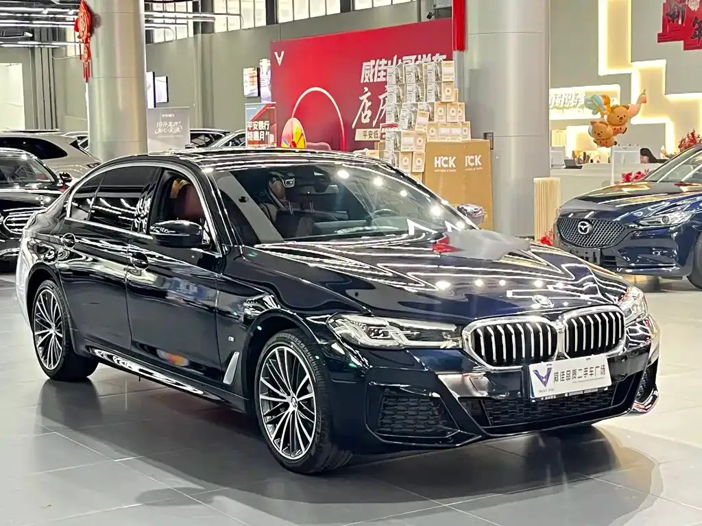 BMW 5 Series — фото 3