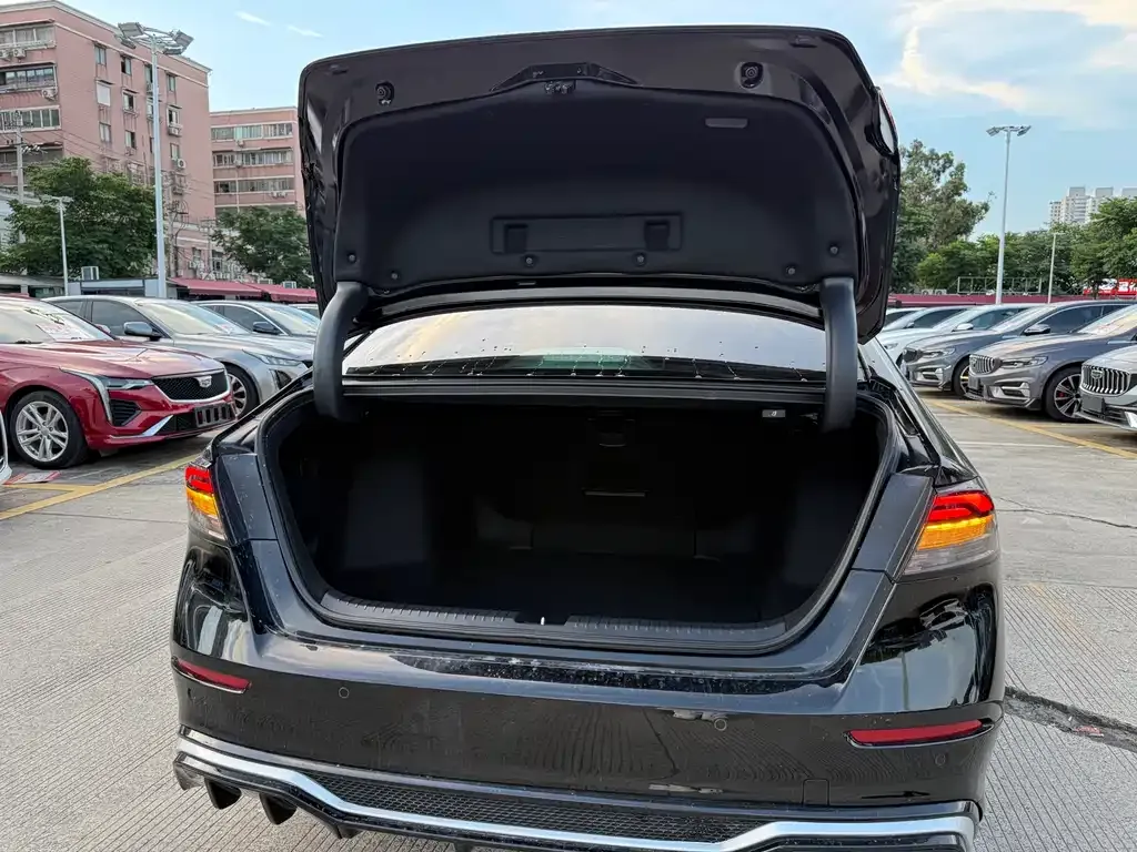 Honda Accord — фото 10