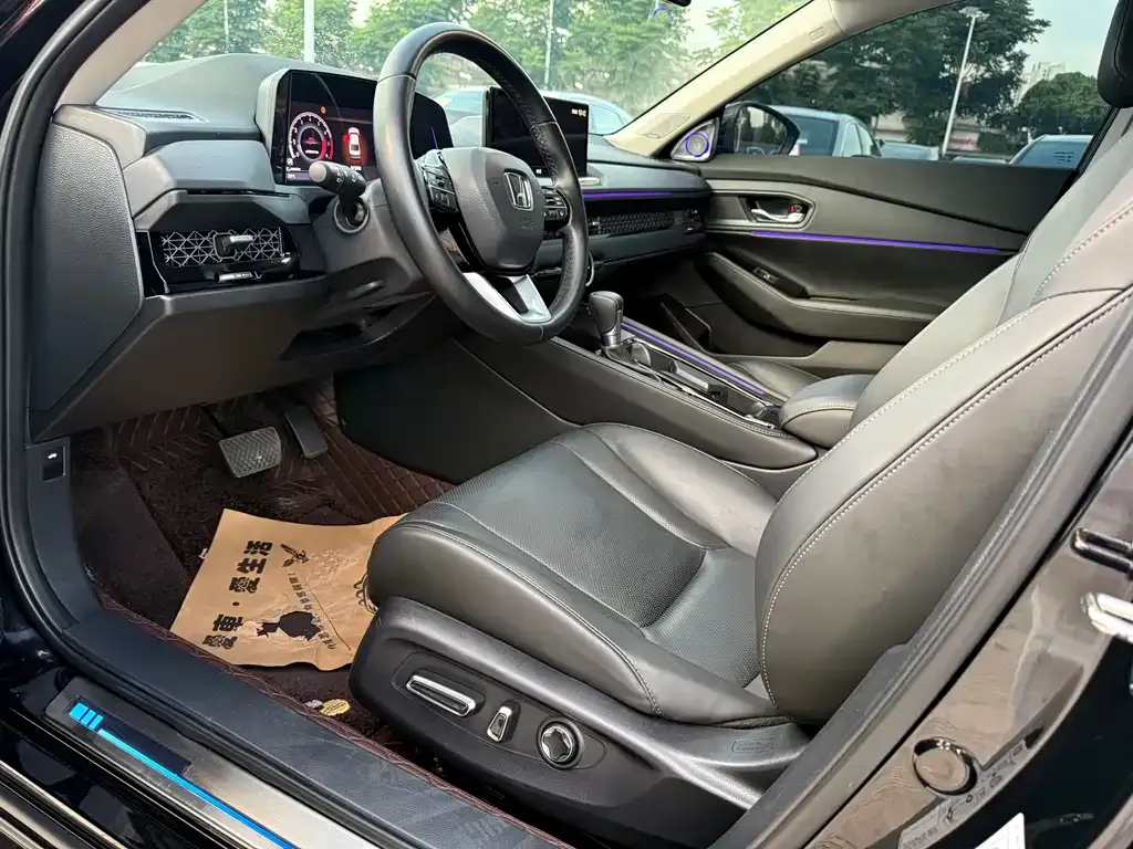 Honda Accord — фото 6