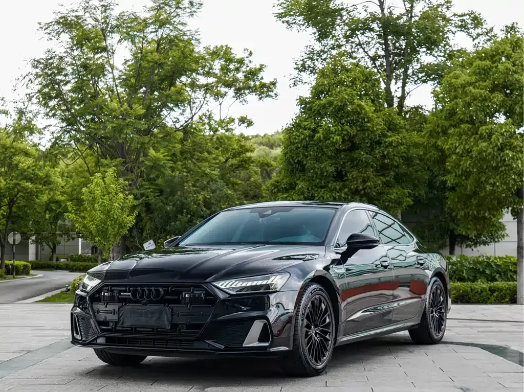 Audi A7L — фото 1