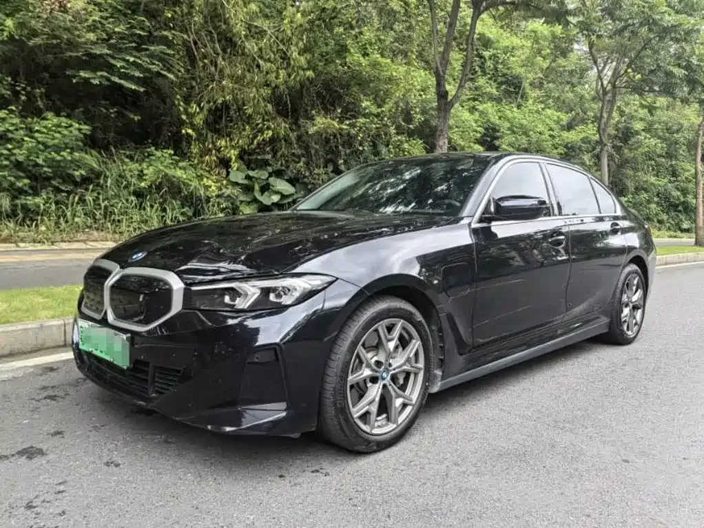 BMW i3 — фото 1