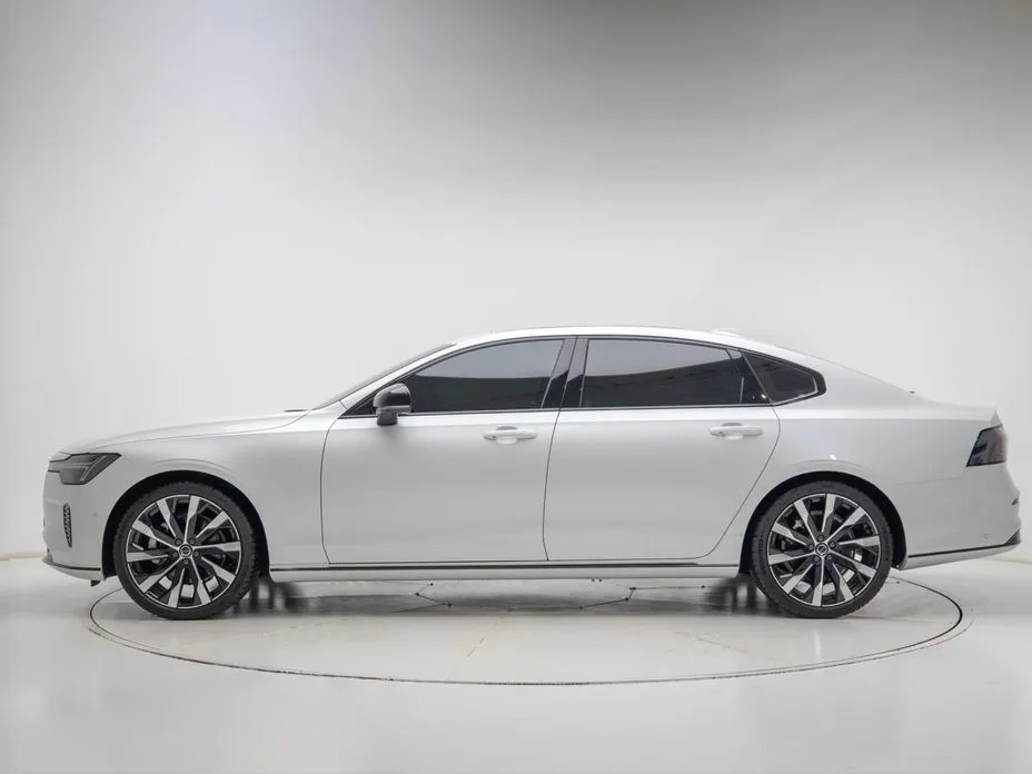 Volvo S90 — фото 3