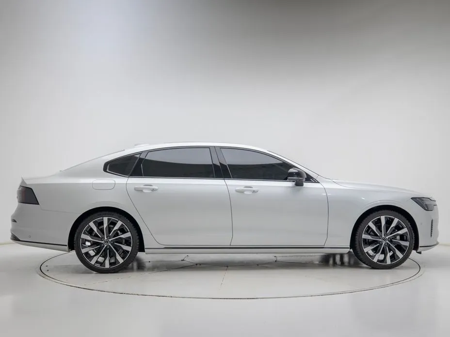 Volvo S90 — фото 4