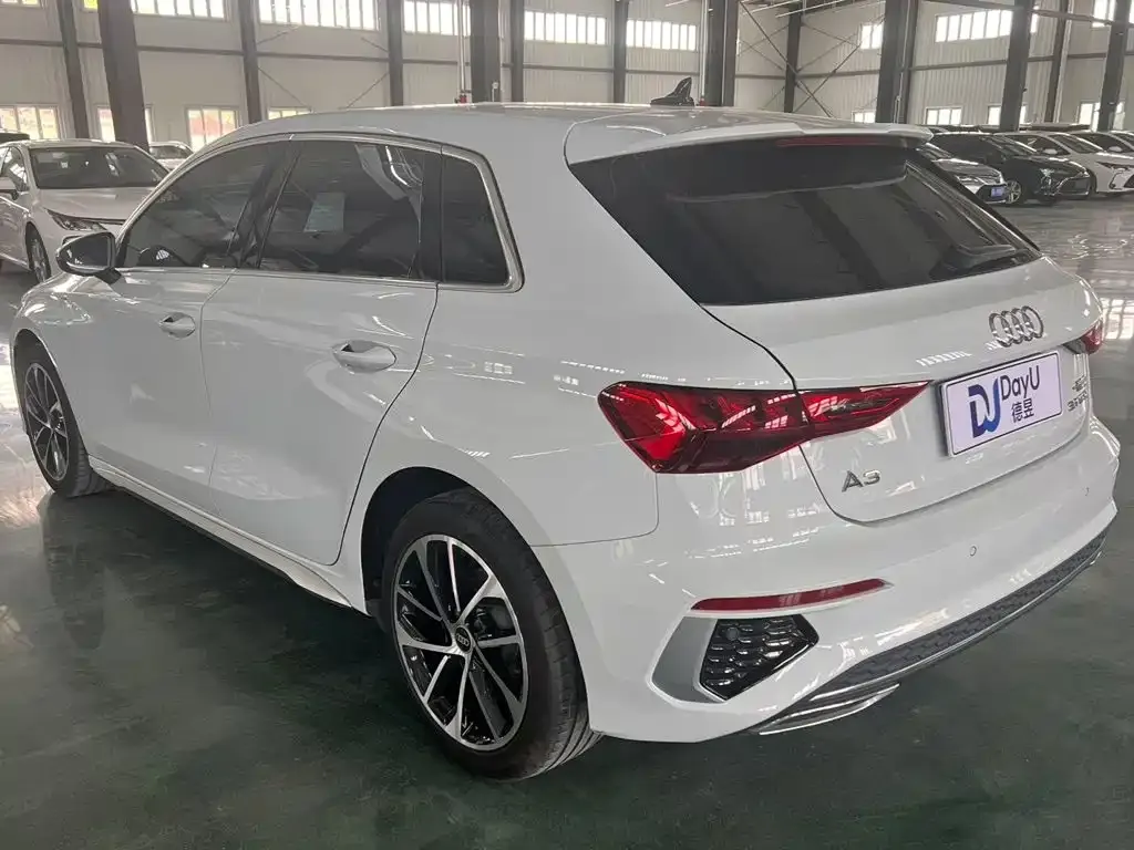 Audi A3 — фото 2