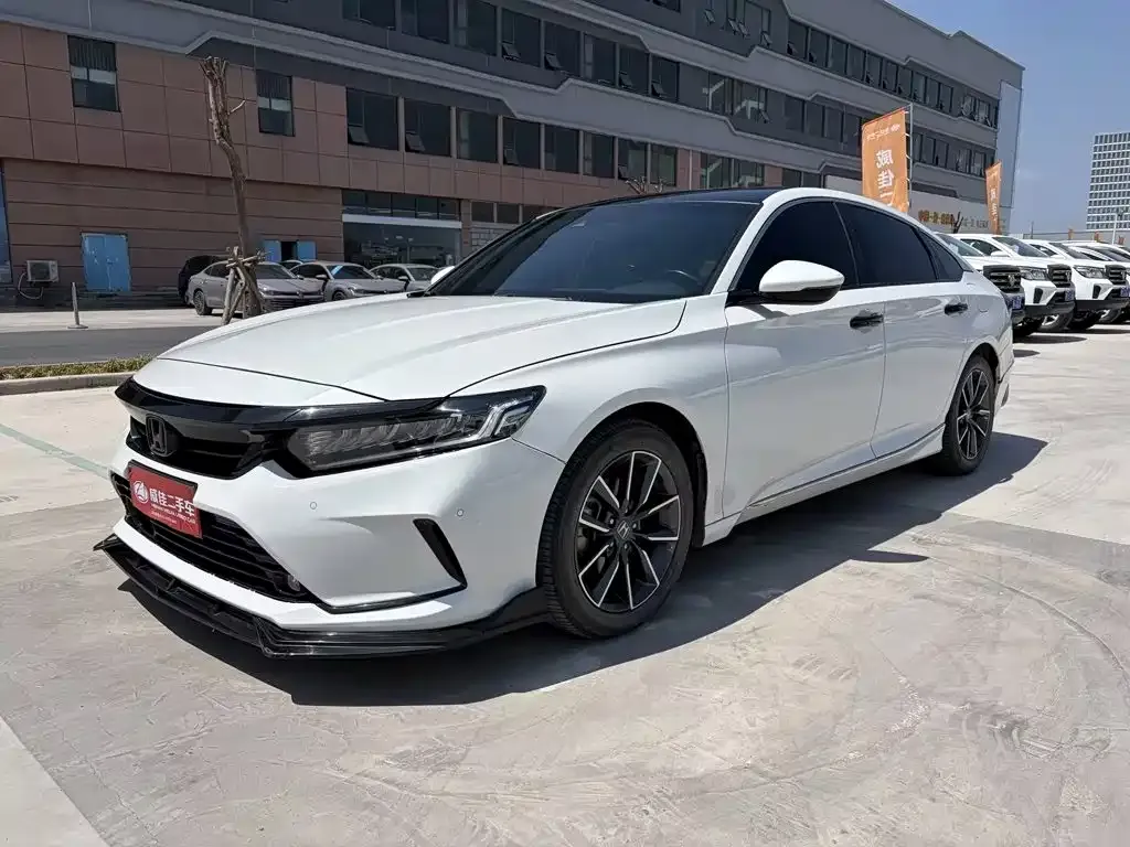 Honda Inspire — фото 1