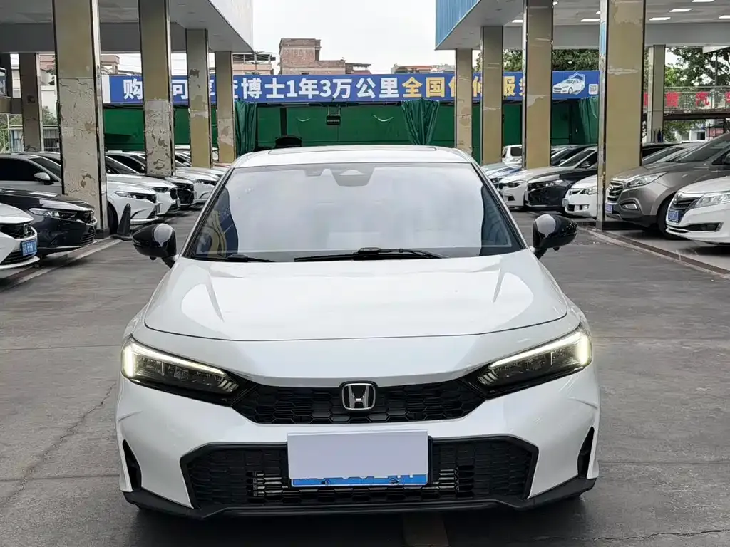 Honda Civic — фото 10
