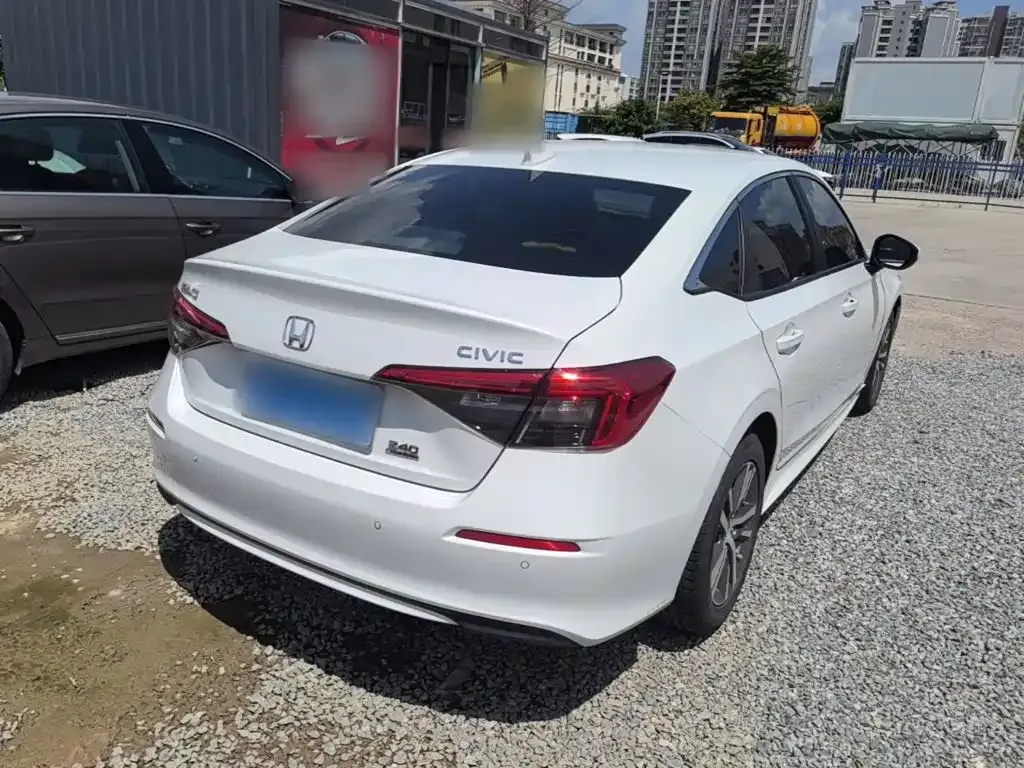 Honda Civic — фото 10