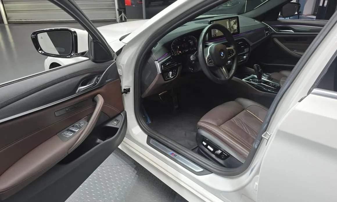 BMW 5-Series 2023 из KR, фото 6