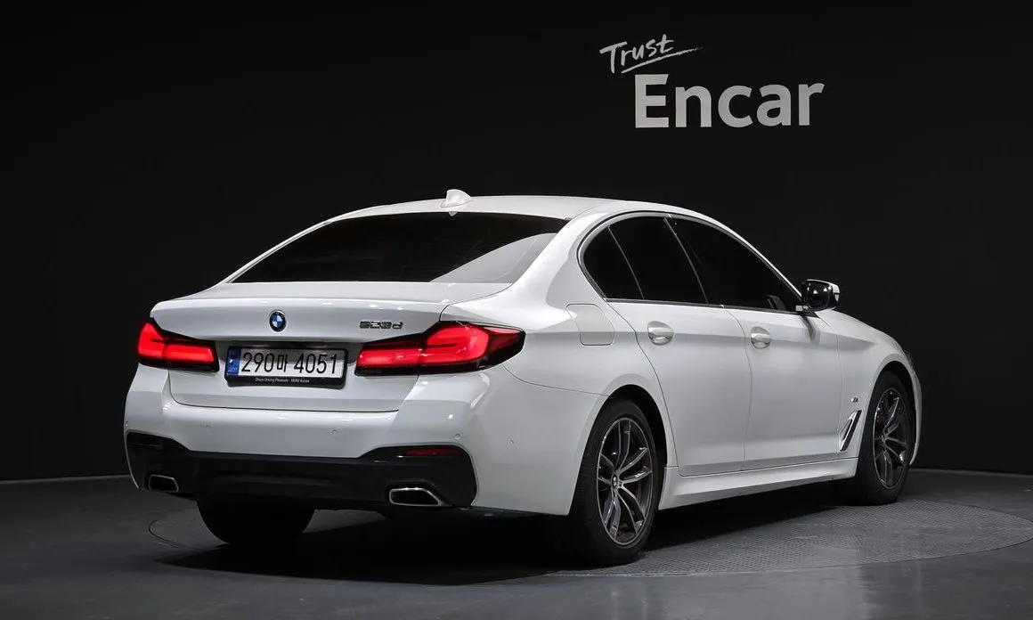 BMW 5-Series 2023 из KR, фото 4