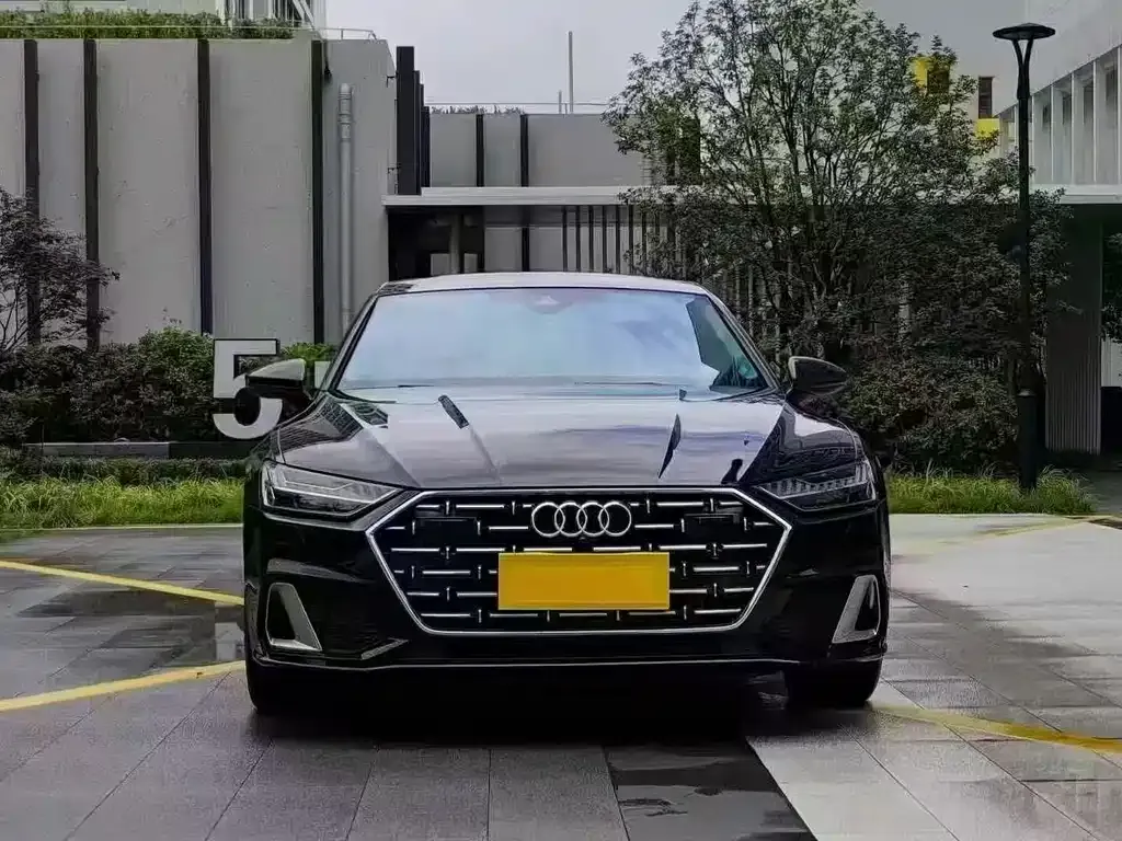Audi A7L 2024 из CN, фото 7