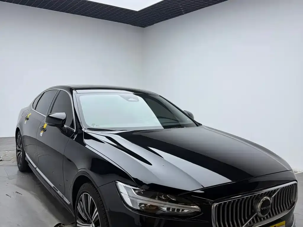 Volvo S90 — фото 5