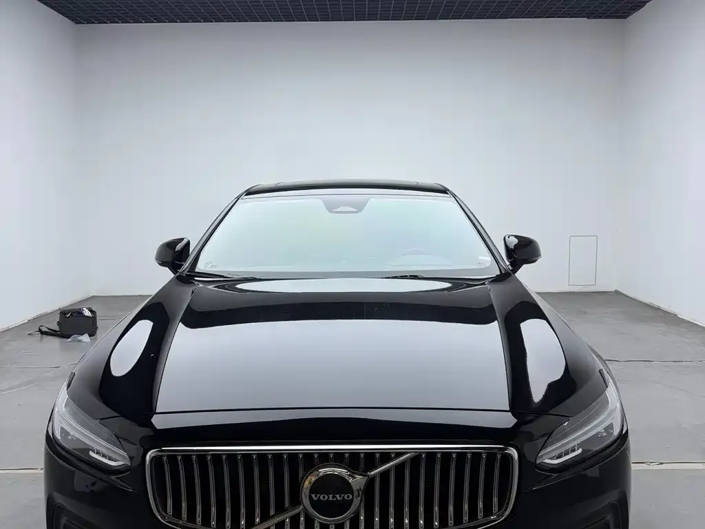 Volvo S90 — фото 7