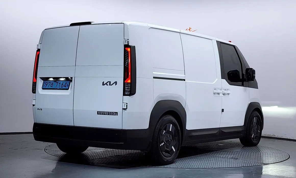 Kia PV5 — фото 4