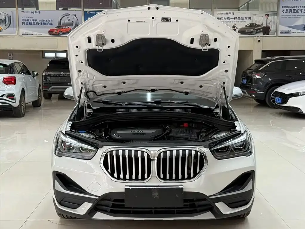 BMW X1 — фото 4