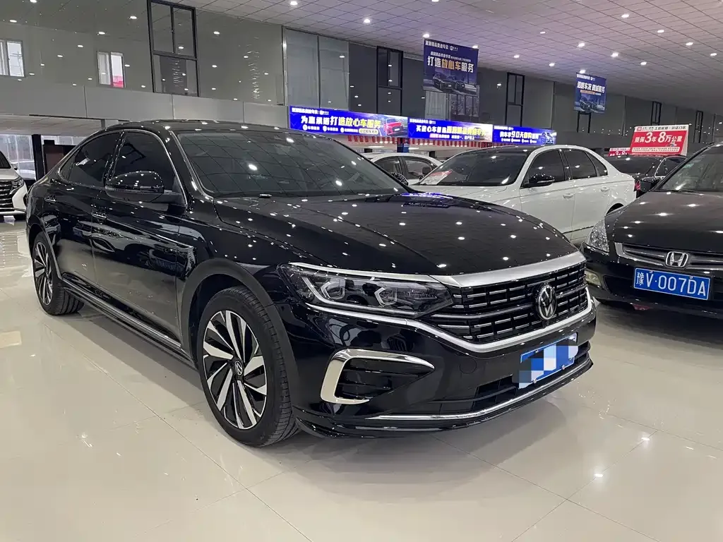 Volkswagen Passat — фото 2