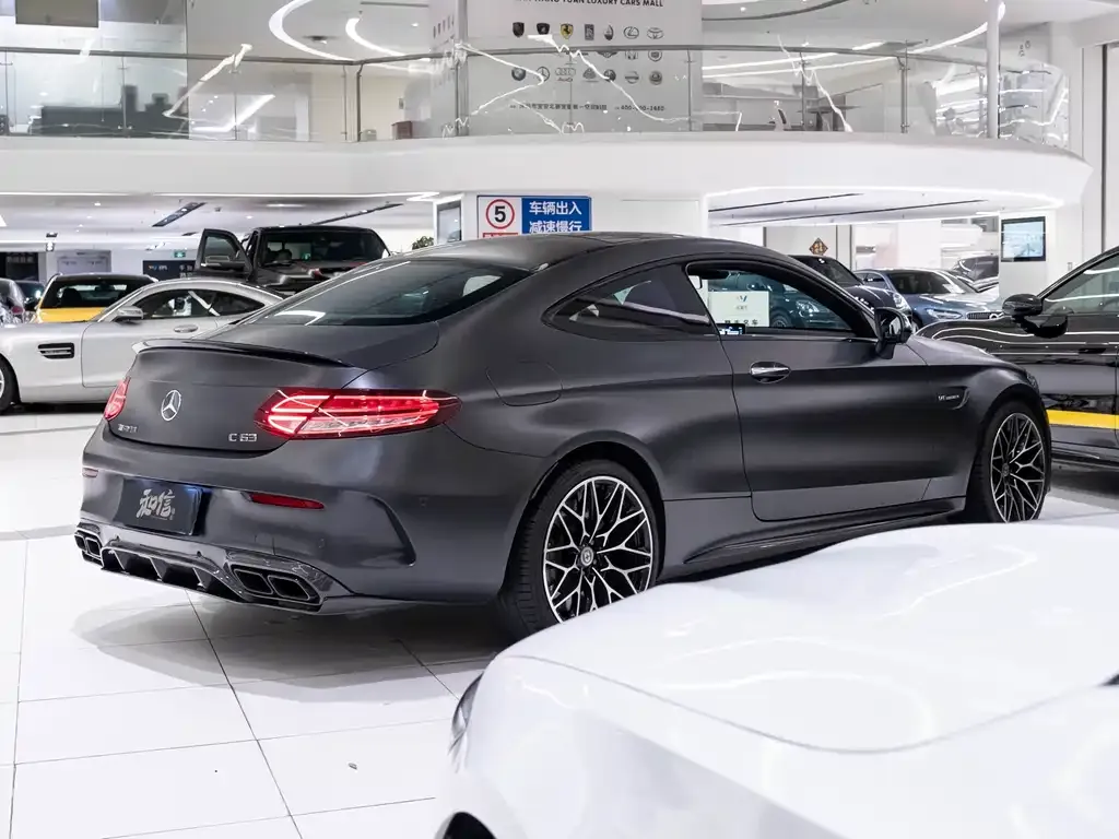 Mercedes-Benz C-Class AMG — фото 10