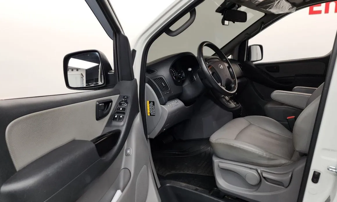 Hyundai Starex 2021 из KR, фото 3