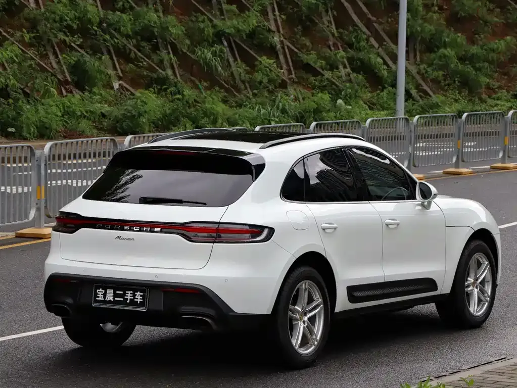 Porsche Macan — фото 8