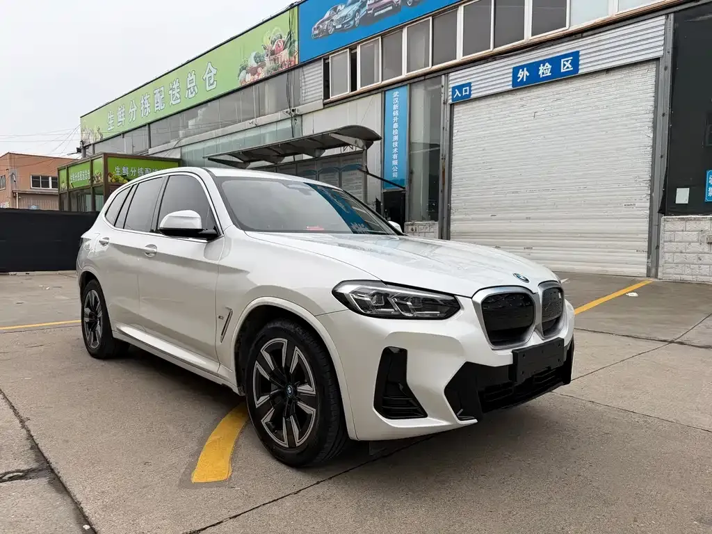 BMW iX3 2023 из CN, фото 5