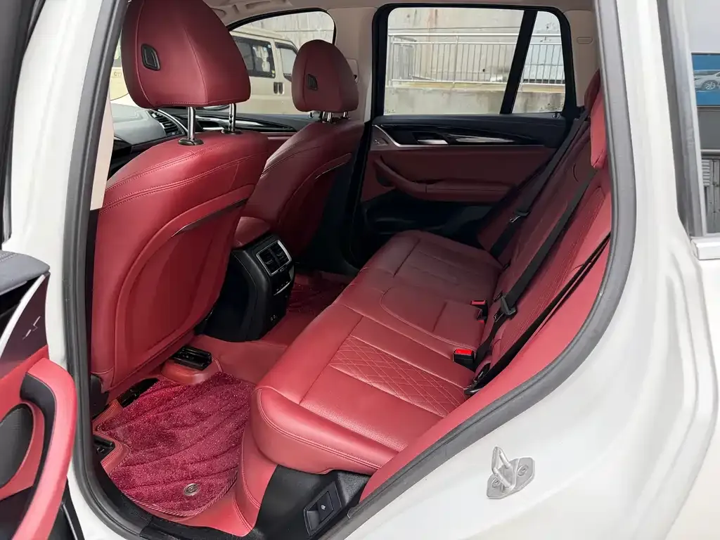 BMW iX3 2023 из CN, фото 3