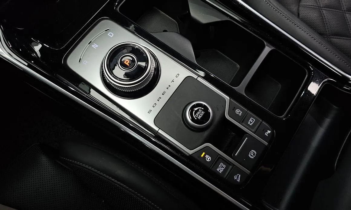 Kia Sorento — фото 2