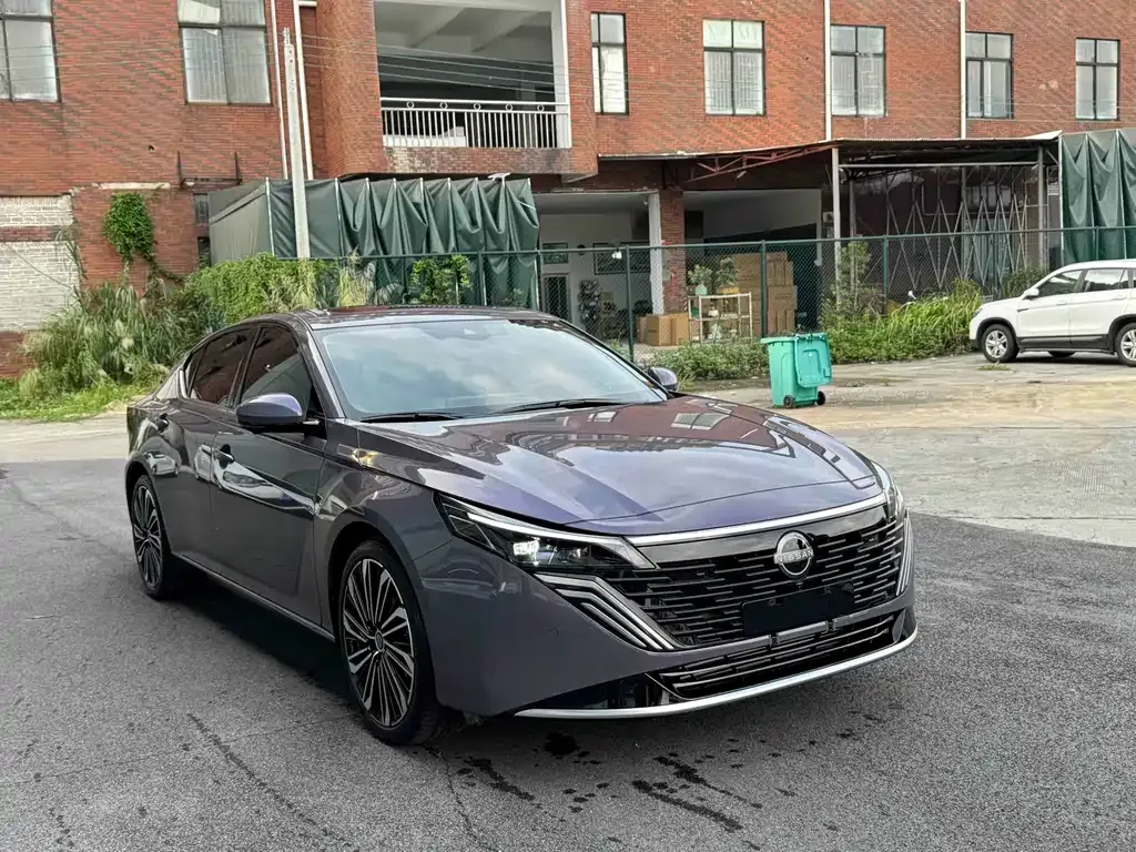 Nissan Teana — фото 4