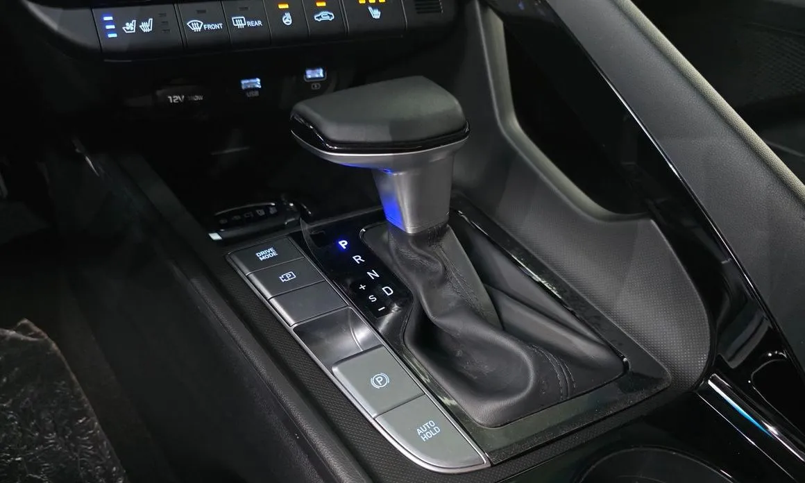Hyundai AVANTE 2021 из KR, фото 7