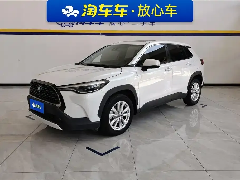 Toyota Corolla Cross — фото 1