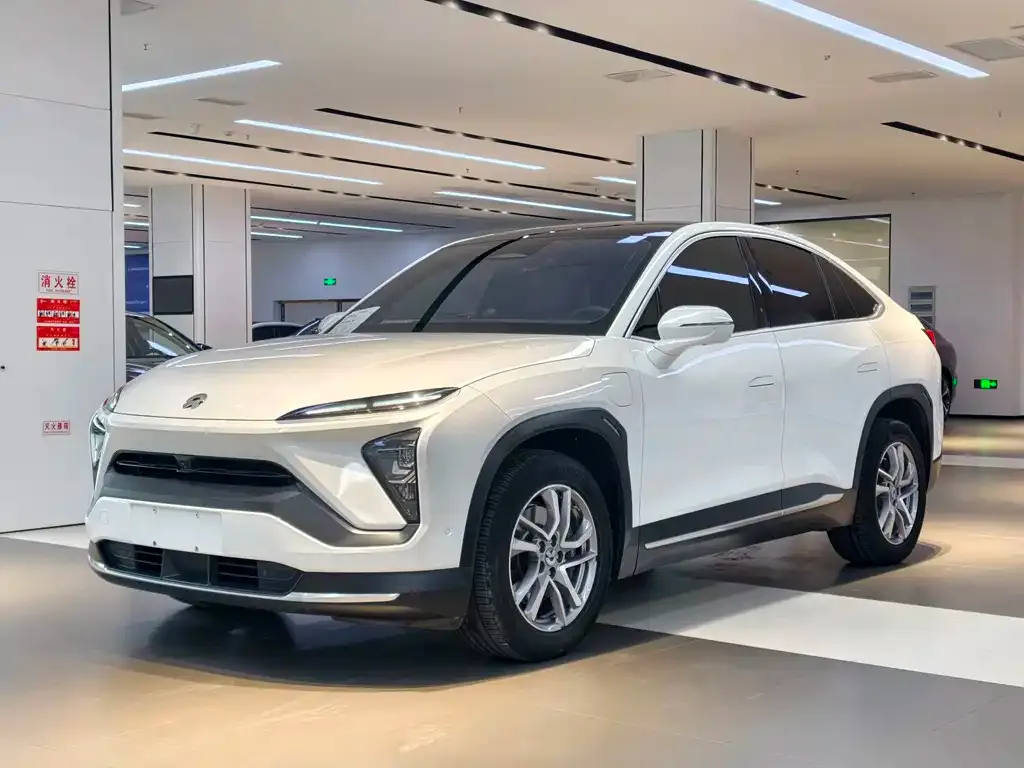 NIO EC6 — фото 1