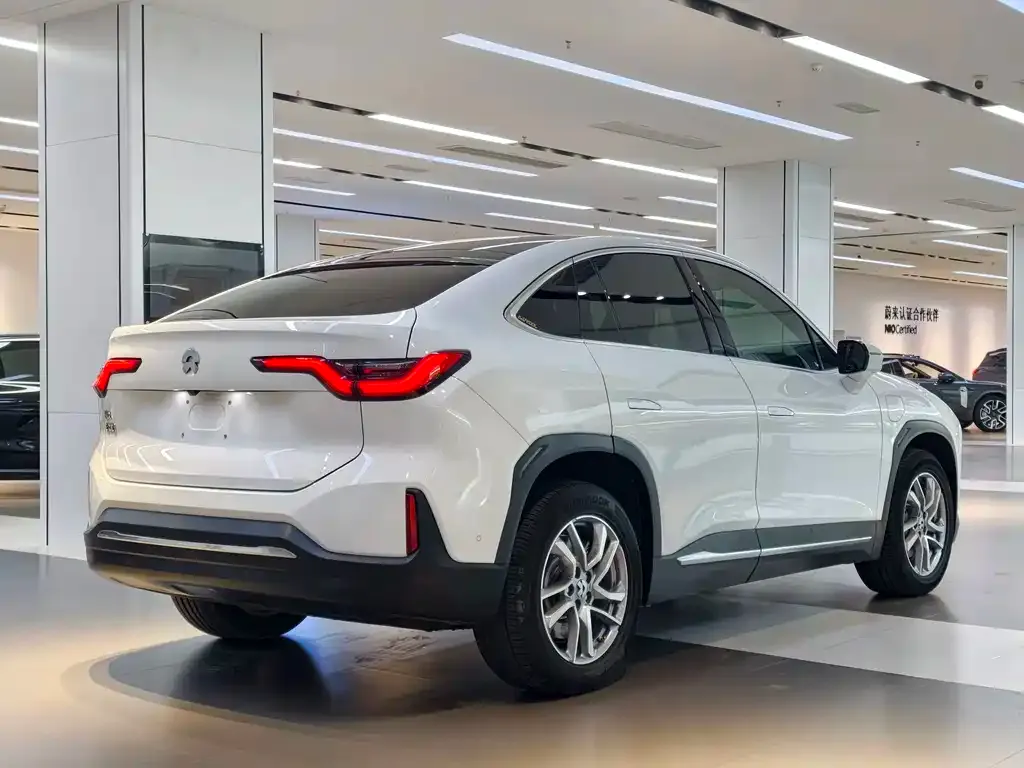 NIO EC6 — фото 6