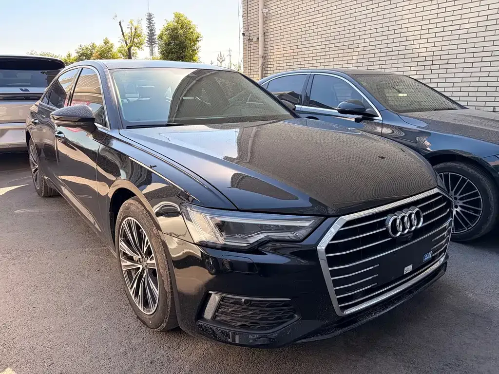 Audi A6L — фото 8