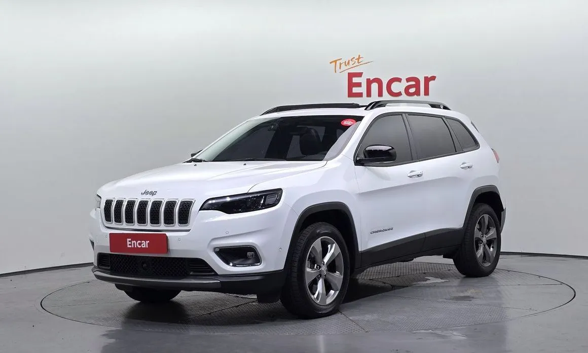 Jeep Cherokee — фото 1