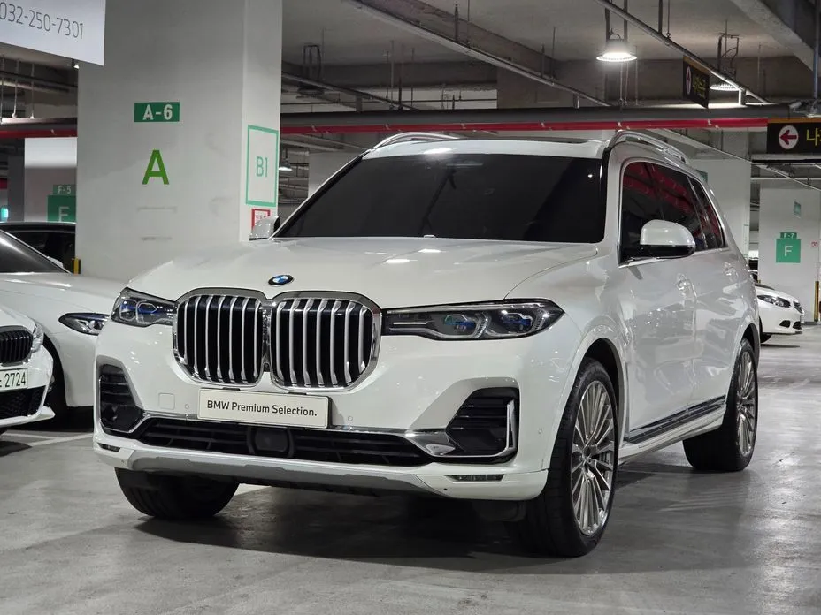 BMW X7 — фото 1