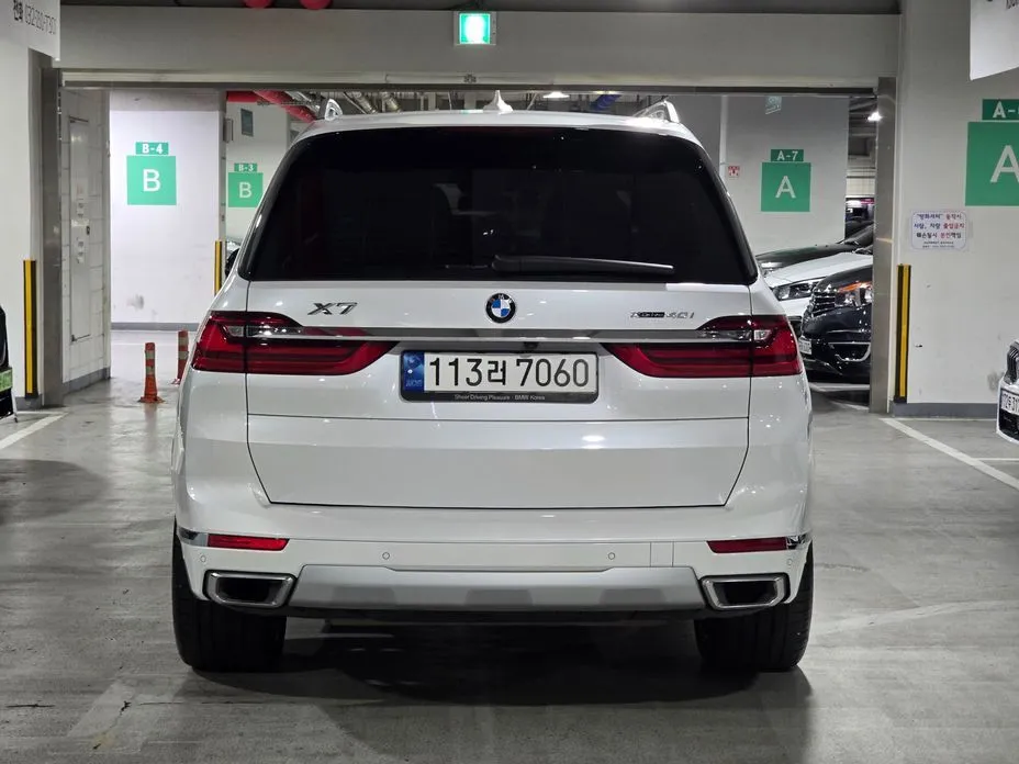 BMW X7 — фото 8