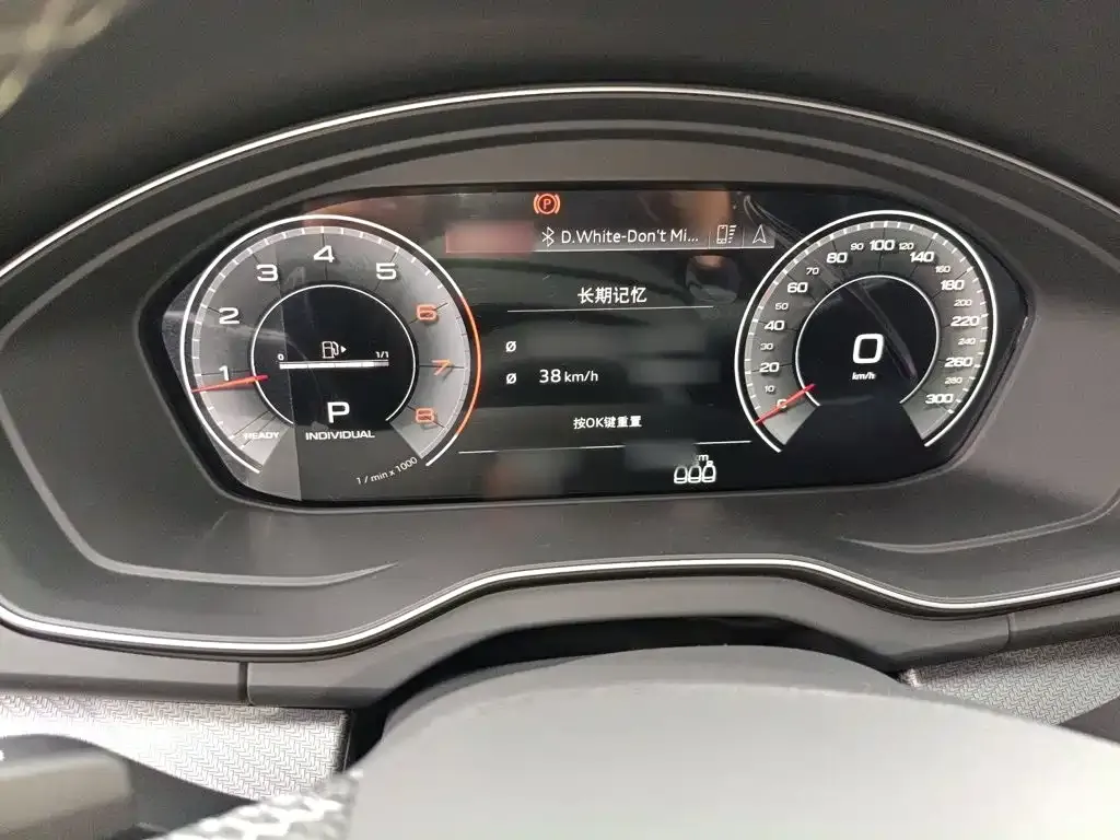 Audi Q5L Sportback — фото 4